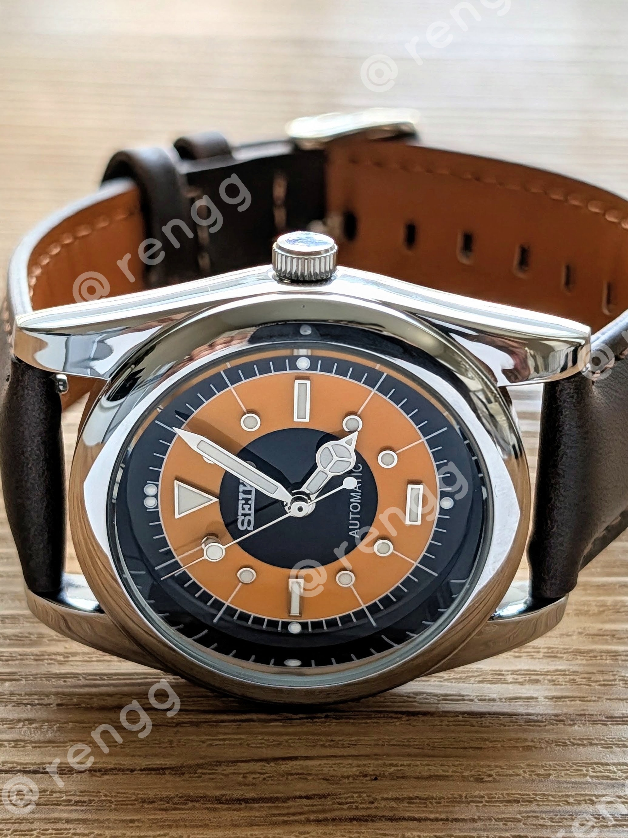 Seiko Orange & Black The Eye Leather Strap Watch Smooth Sweep Second